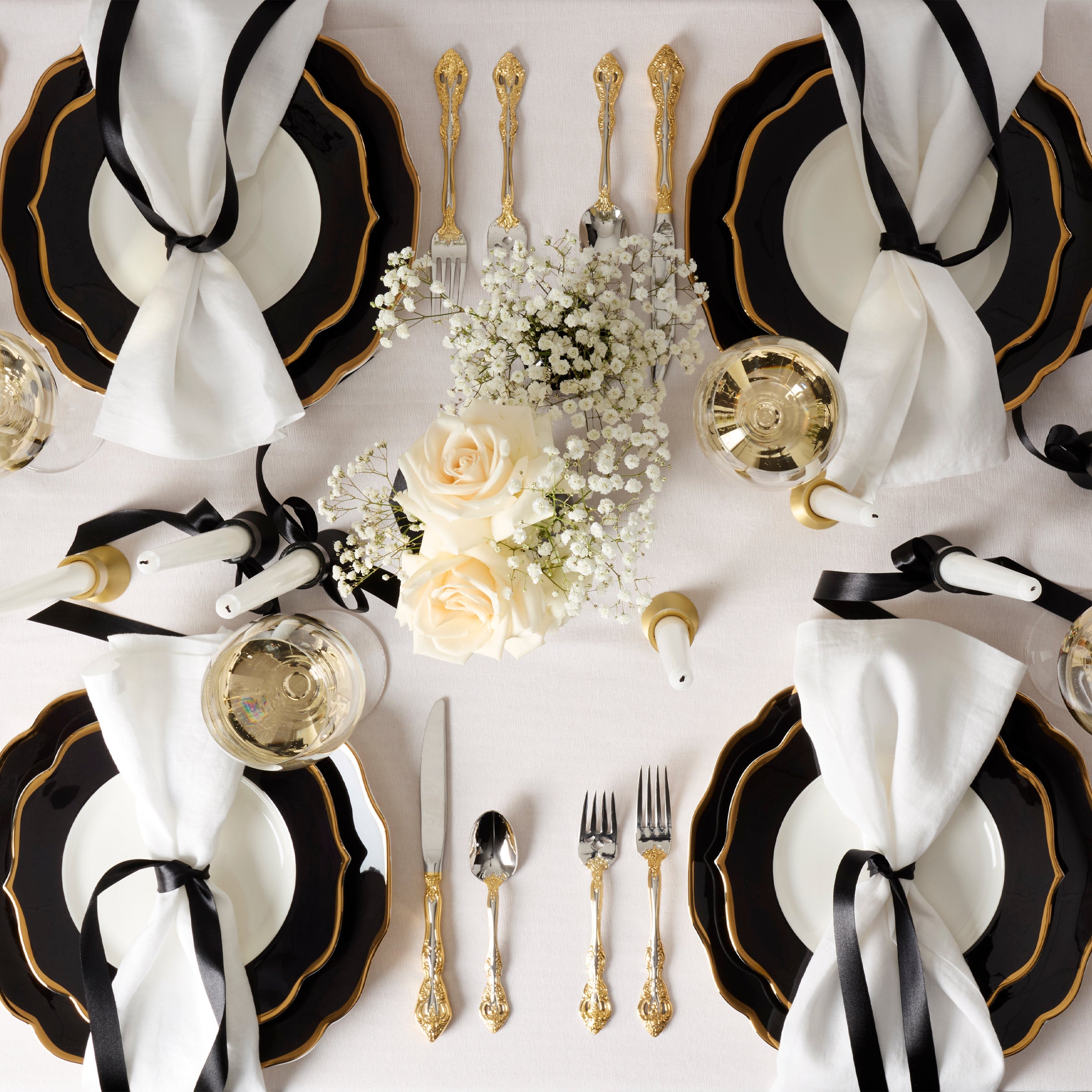 Black Scalloped Dinner Plates with Gold Rim, Set of 4 - Image 3