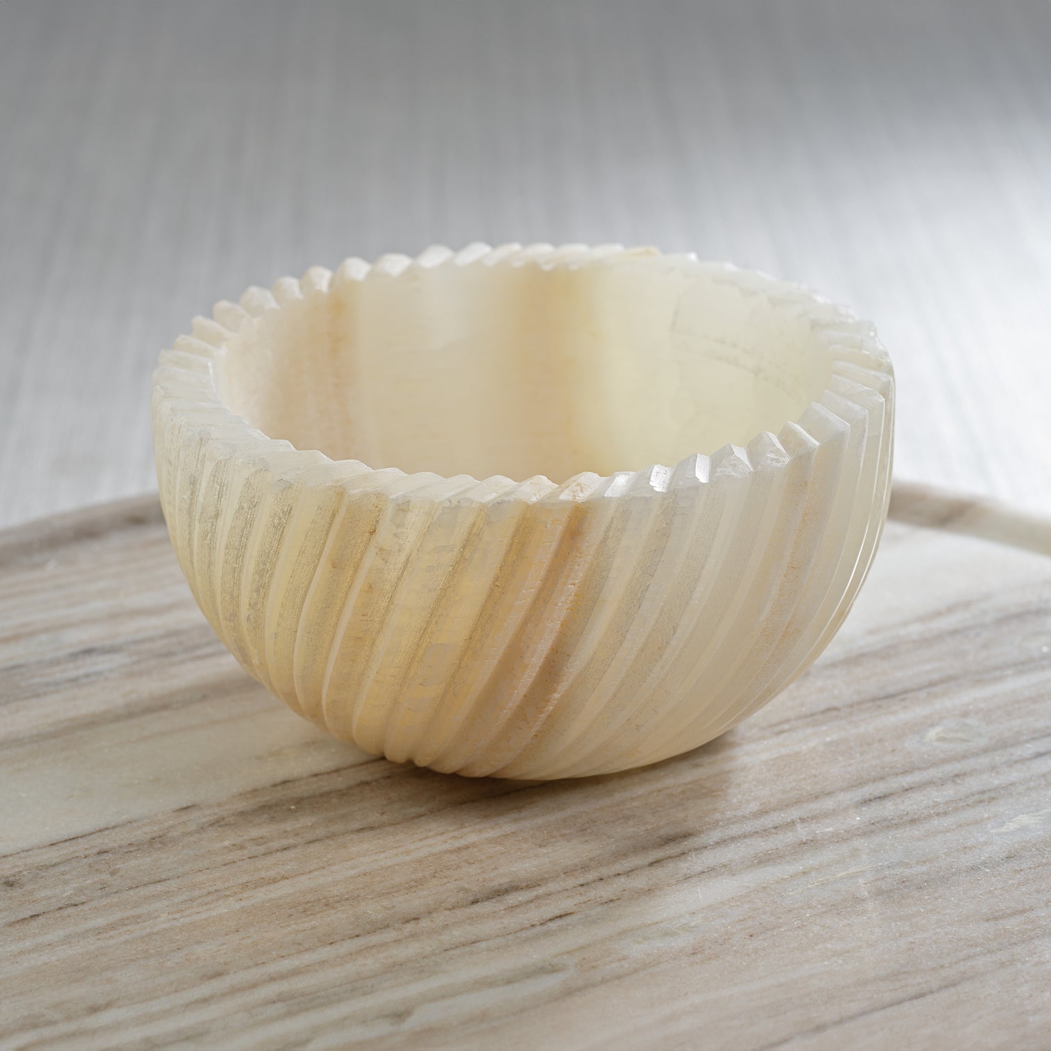 Spiraled Onyx Serving Bowl - Image 3
