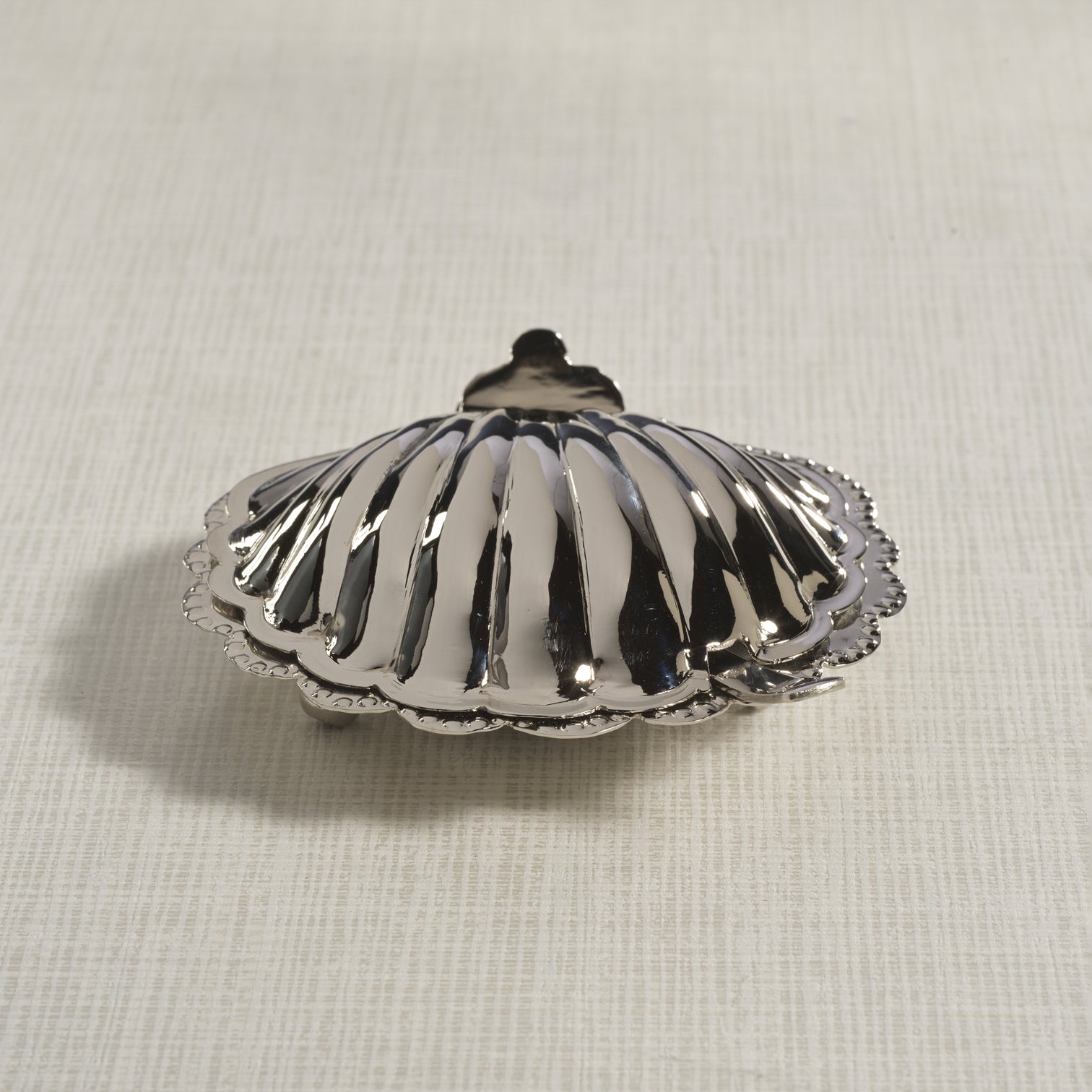 Polished Nickel Fan Shell Lidded Bowl with Spoon - Image 5